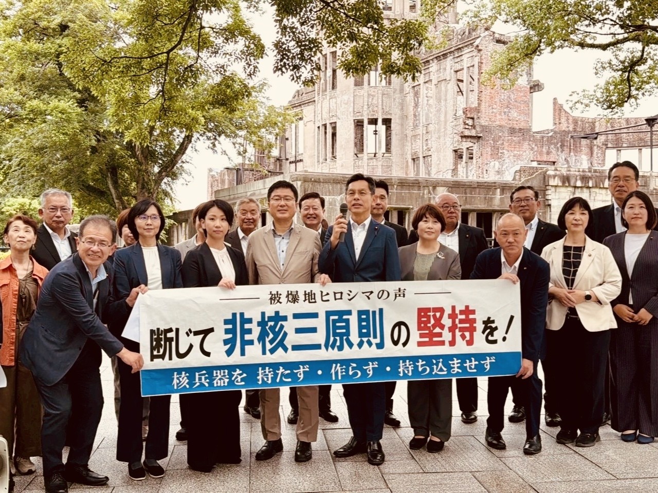 原爆ドーム前街頭